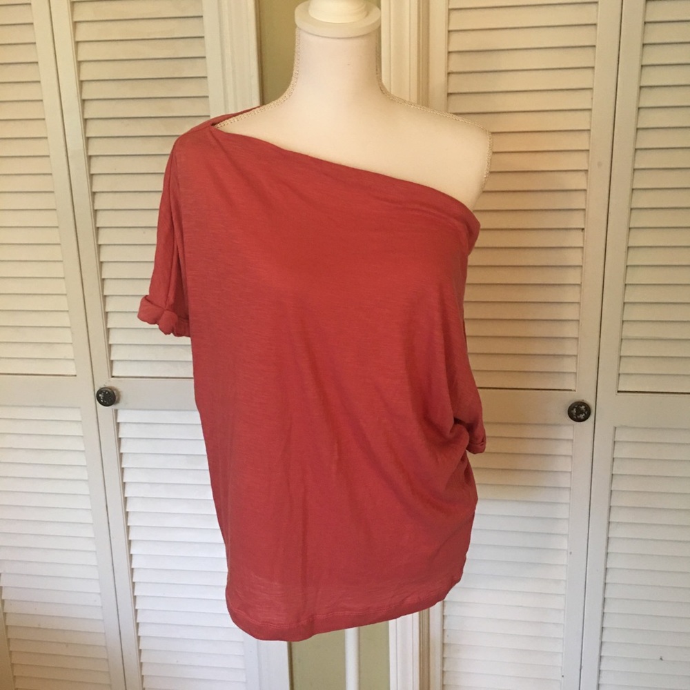 Entro Women's Off-Shoulder Top in Dusty Coral Loose Fit Size Small